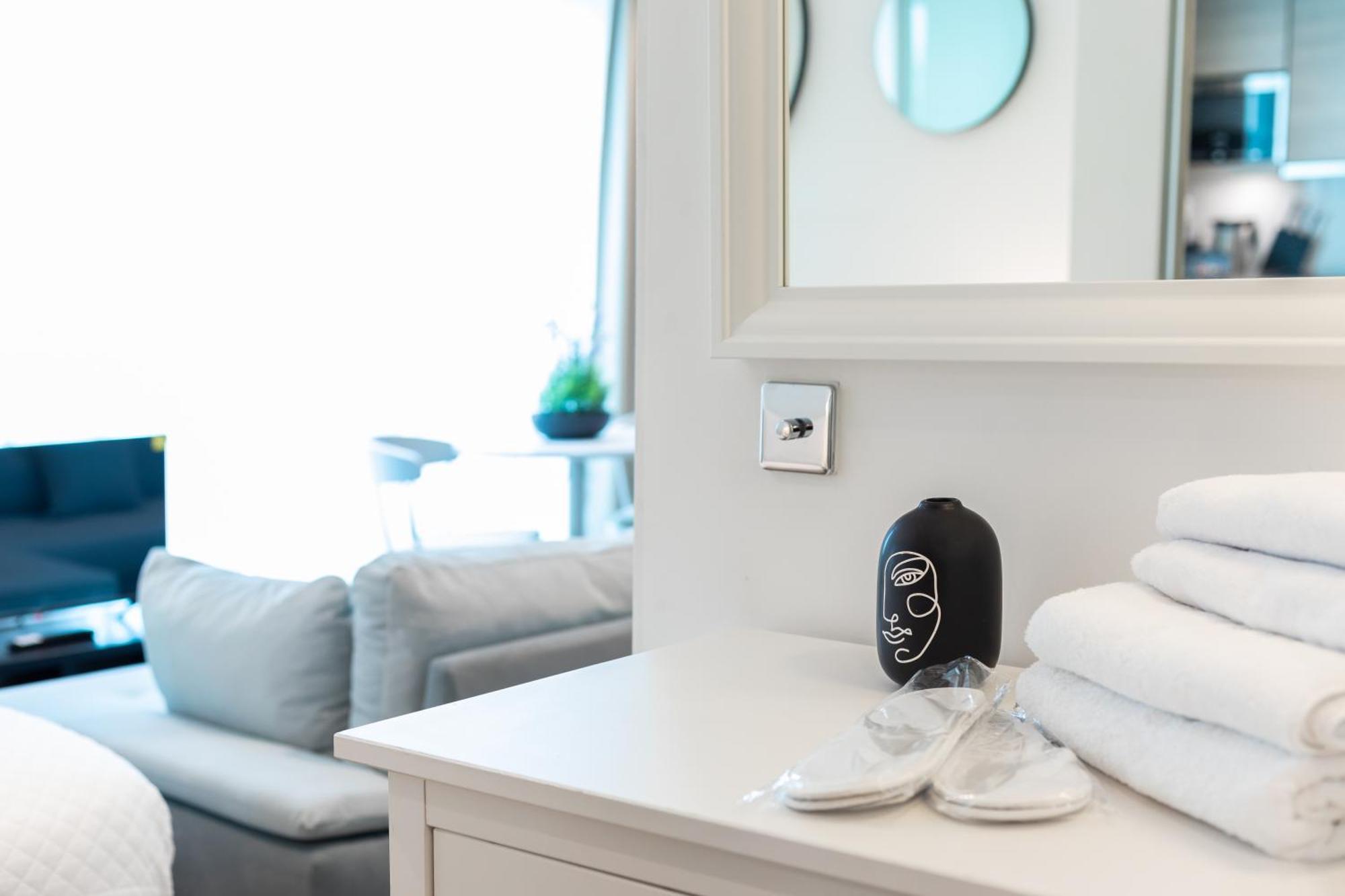 Vauxhall Luxury Manhattan Лондон Екстер'єр фото